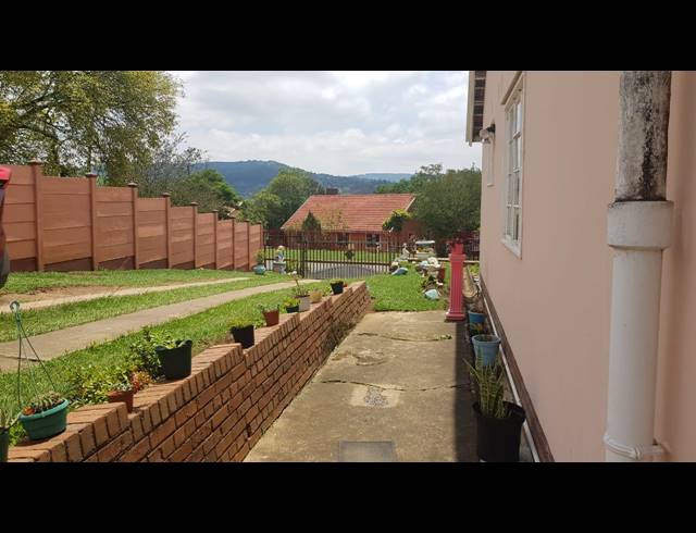 3 BEDROOM FREEHOLD TO LET IN NAPIERVILLE